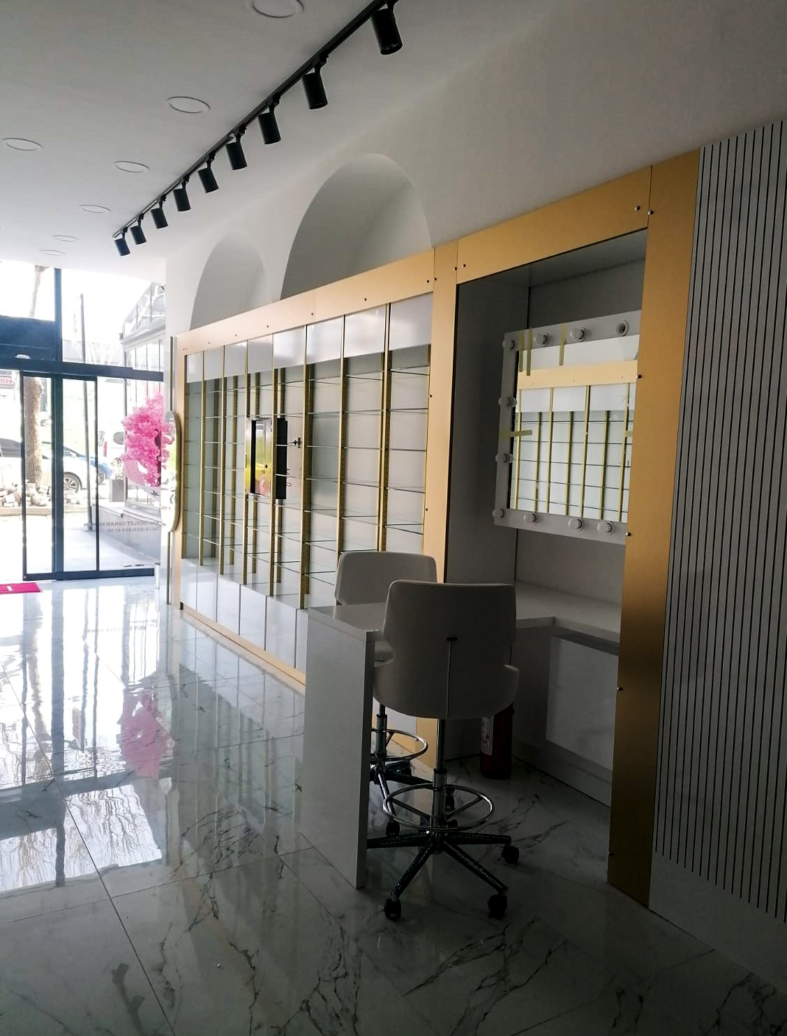 Galeri 4
